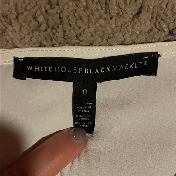 White House Black Market Cream Pleated Blouse - Picture 2 of 3